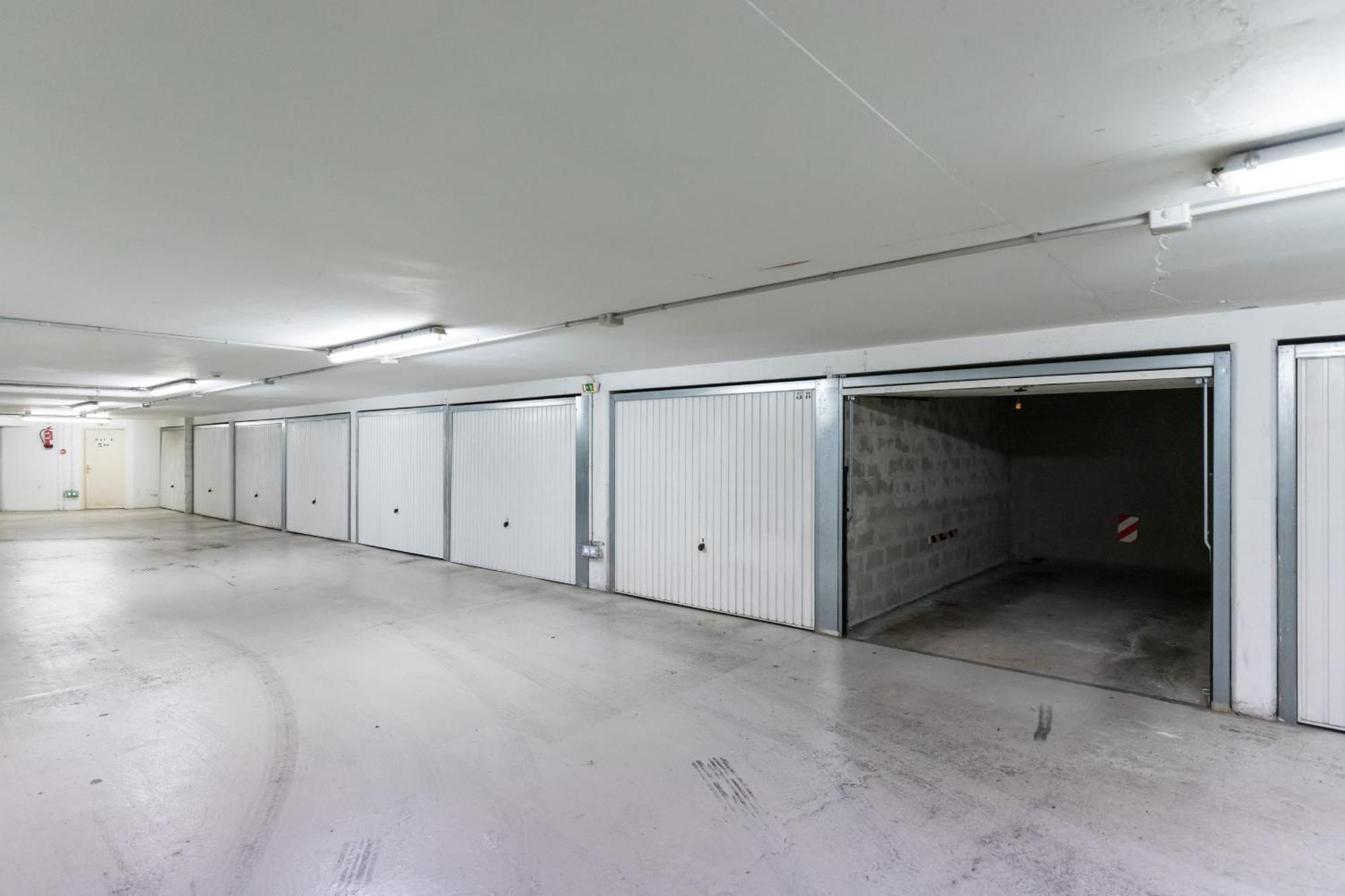 Nice 1 Bedroom Downtown Carre D'Or With Garage Екстериор снимка